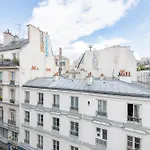 Paris Rooftop Views Cosy Central